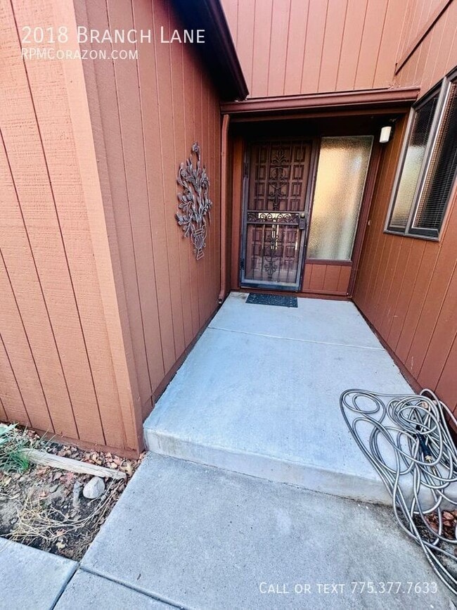 Photo - 2018 Branch Ln