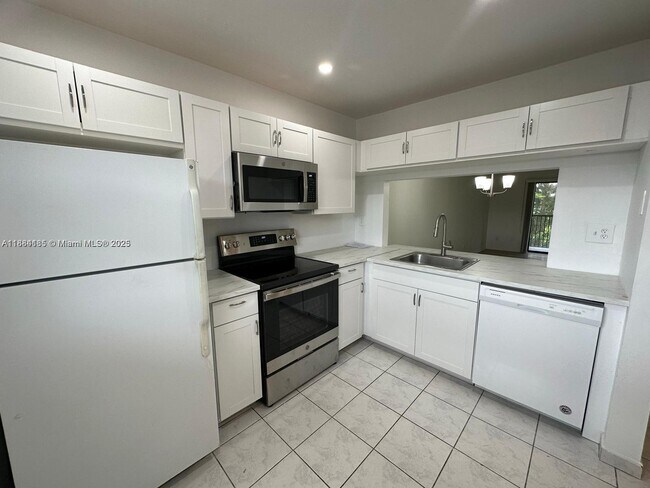 Photo - 10453 NW 11th St Unit 206
