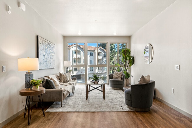 3093 Broadway