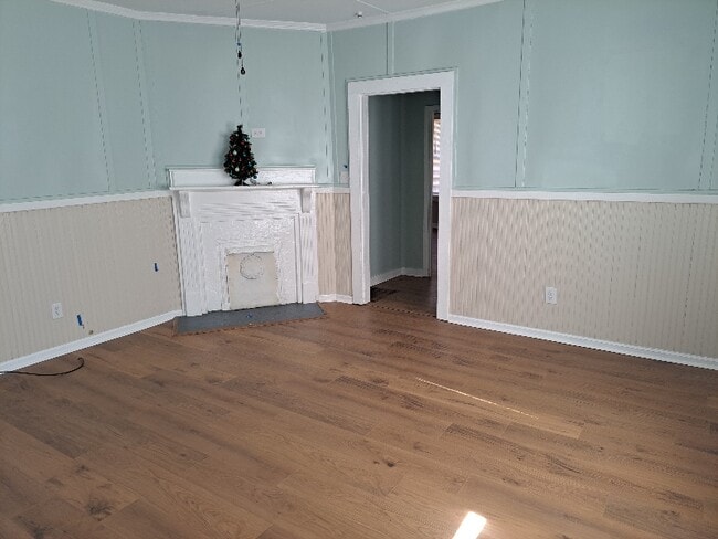 Photo - 1004 W 5th Ave