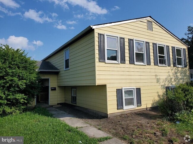 Building Photo - 250 Purdue Ave Rental
