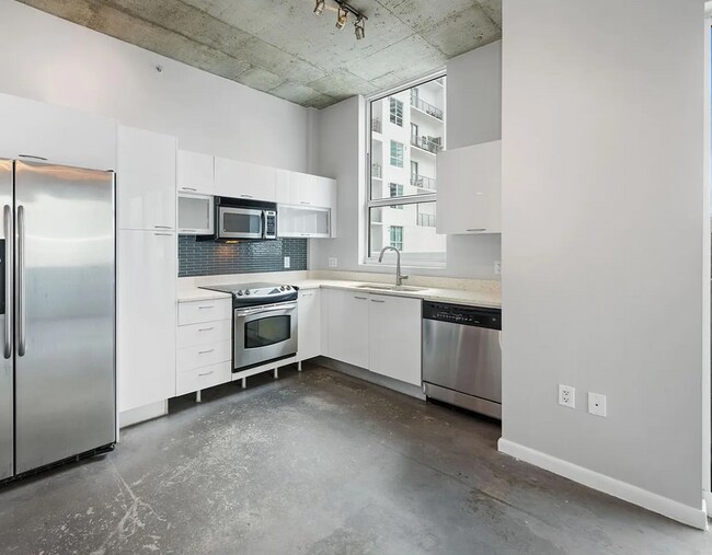 Photo - 133 NE 2nd Ave Unit 912