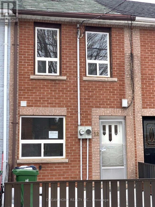 Photo - 12 Mansfield Ave