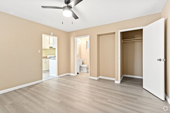Building Photo - Modern Hayward Studio: Private Cottage wit... Unit 240 Rental