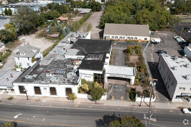 #SV0922 - Greybarn Patchogue