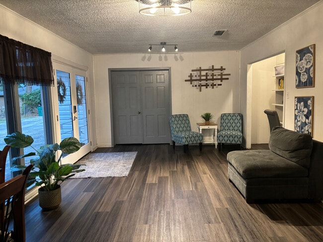 Photo - 2321 N Calion Rd Unit Apartment