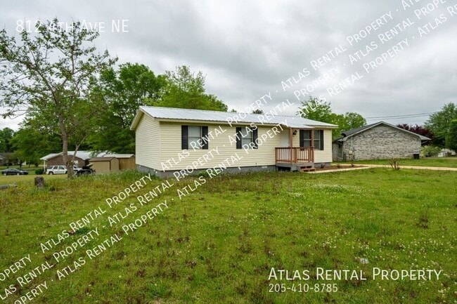Photo - 812 4th Ave NE
