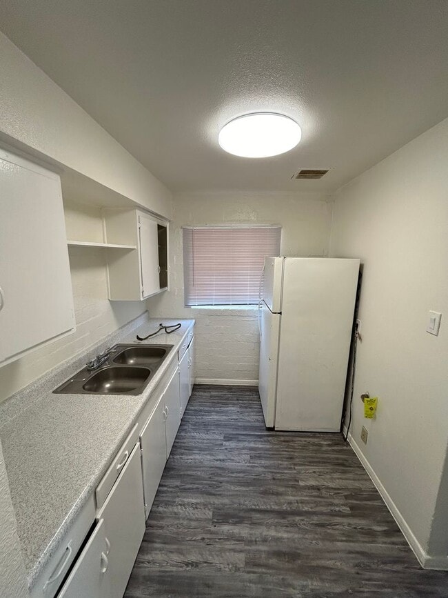 Photo - 2 bedroom with AC