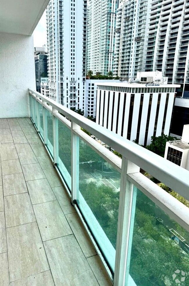 Building Photo - 951 Brickell Ave Unit 951 Brickell Ave # 14-05 Rental