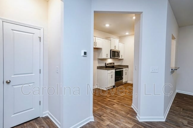 Photo - 308 Sea Isle Pl