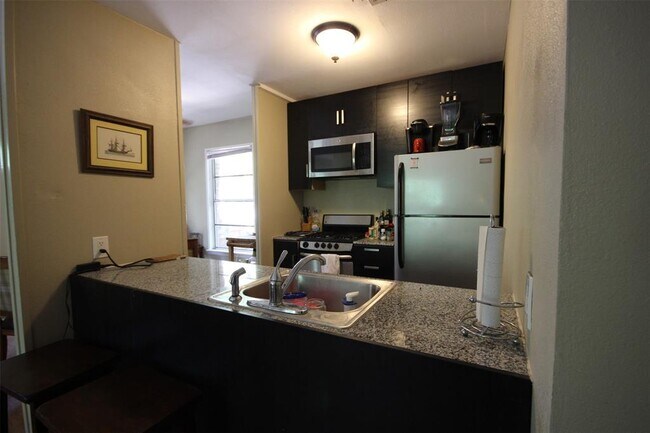 Photo - 2207 W 12th St