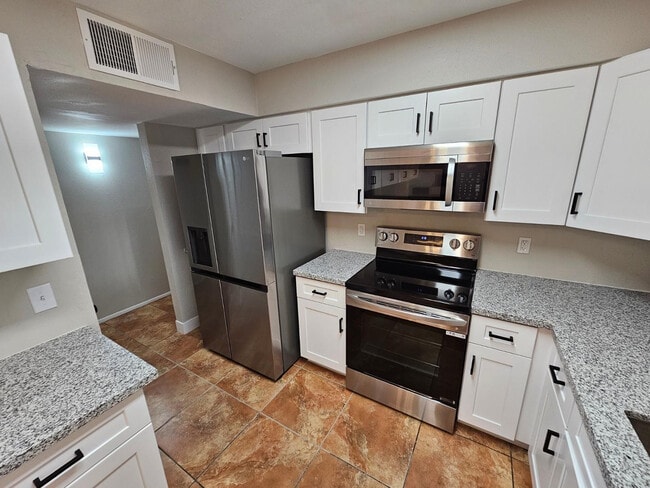 Photo - 8702 W Pinnacle Peak Rd