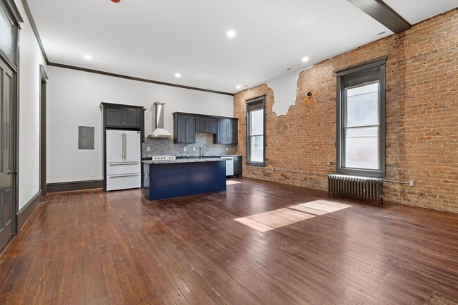 Building Photo - Historic Charm Meets Modern Luxury