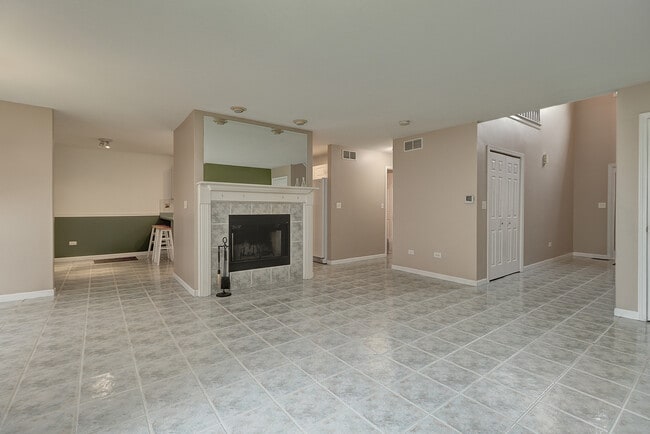 Photo - 16046 S Fairfield Dr