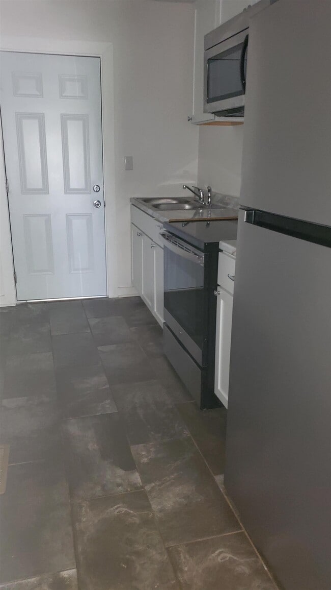 Photo - 543 Okaloosa St