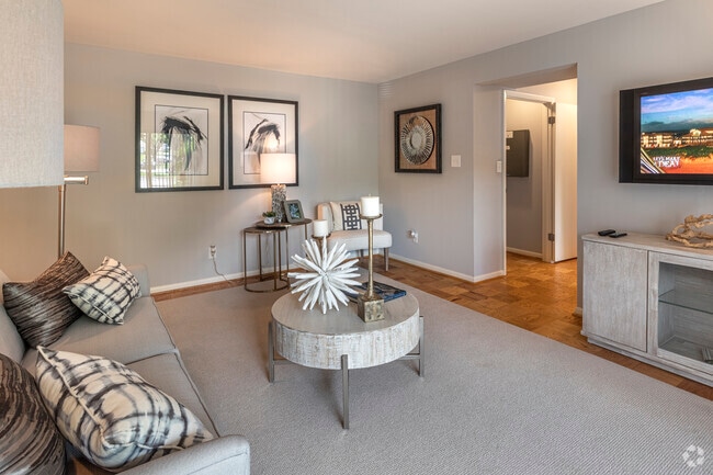 3BR,2BA-1263sf