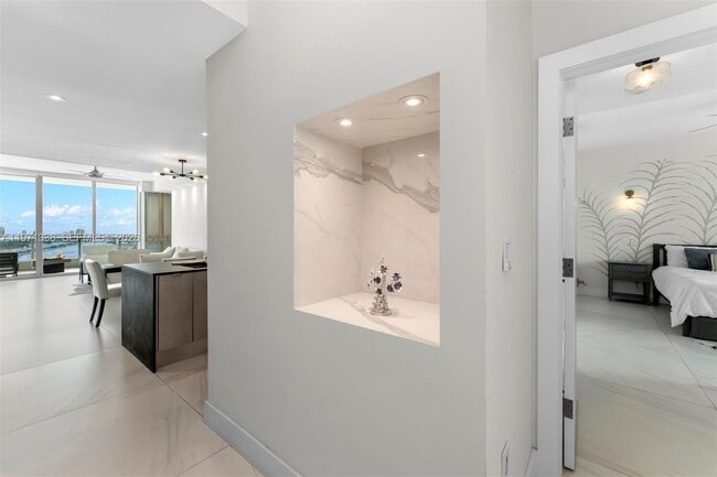 Photo - 900 Biscayne Blvd Unit 4202