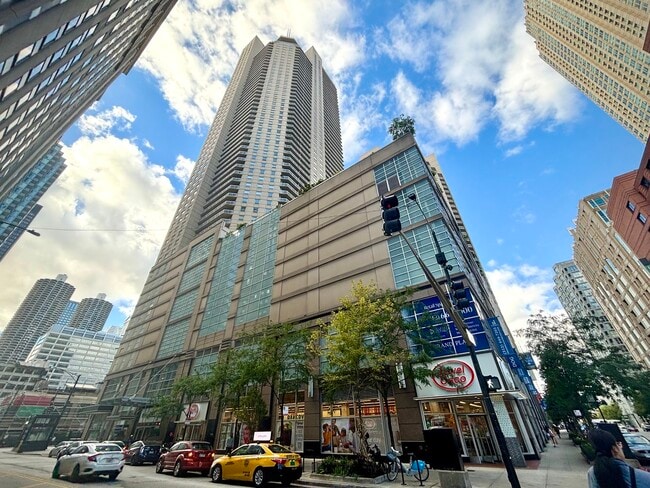 Building Photo - 540 N State St