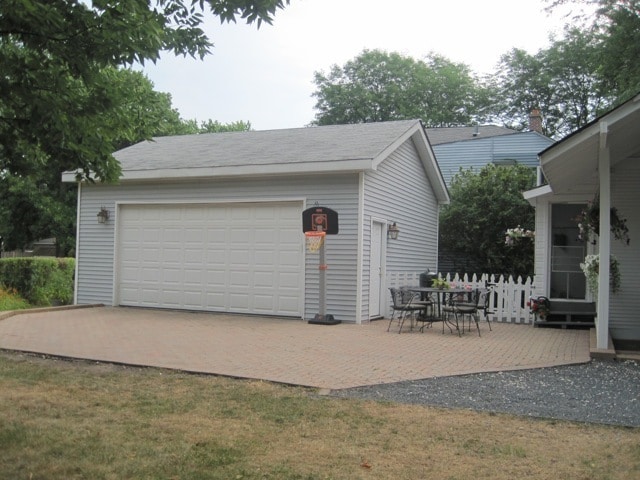 Photo - 255 N Happ Rd