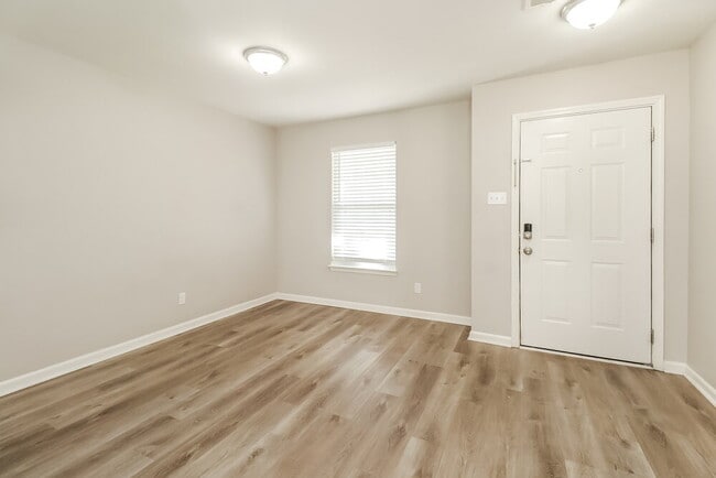 Photo - 2604 Dapple Ct