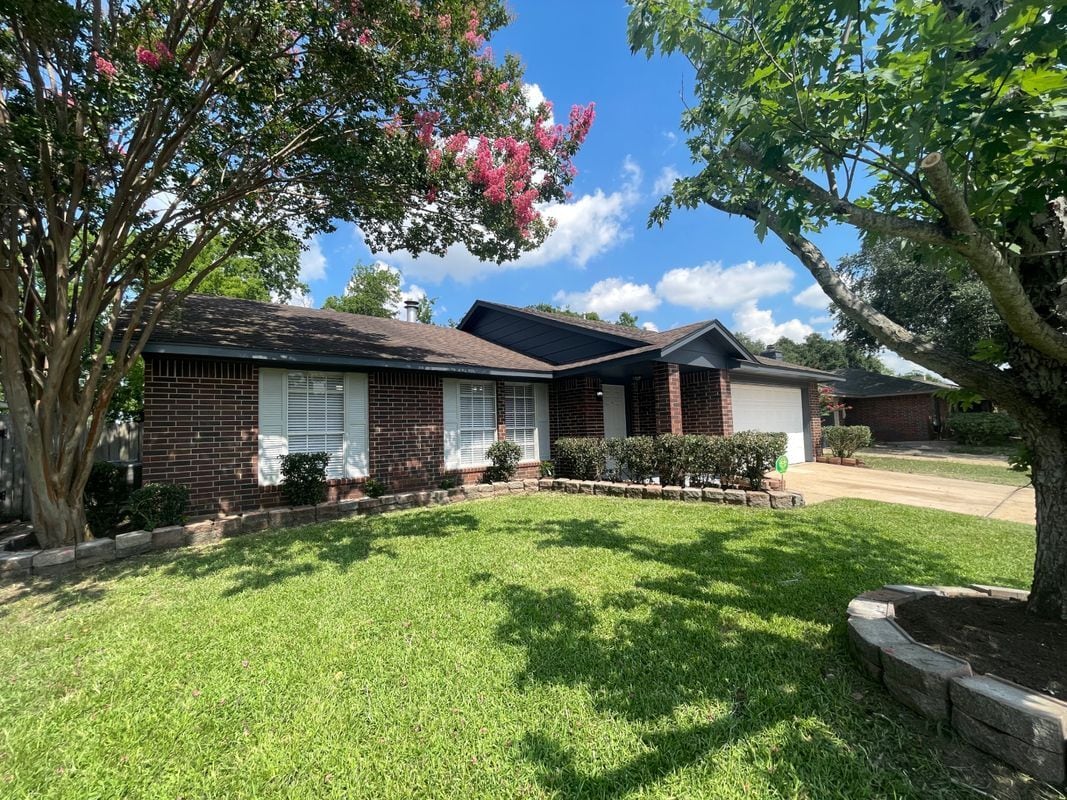 Photo - 3611 Shadow Trail