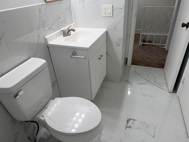 Photo - 2552 NW 52nd Ave