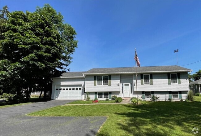 Building Photo - 3667 NY-364 Rental