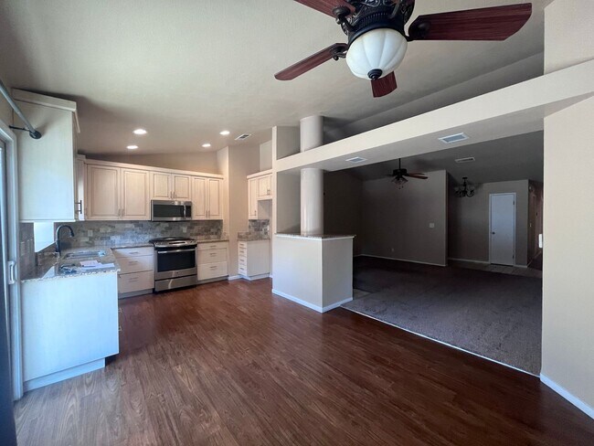 Photo - 1911 S Cain Ct