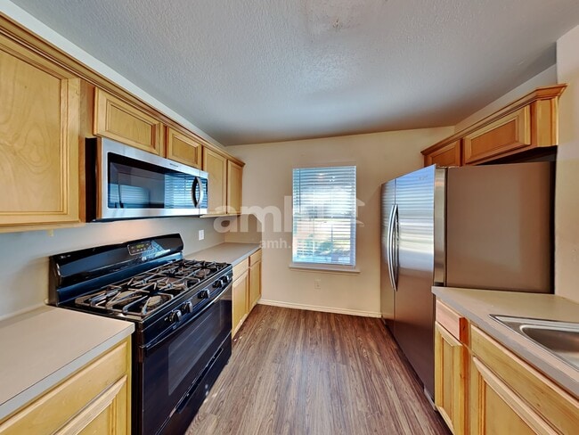 Photo - 3427 Apache Meadows Dr