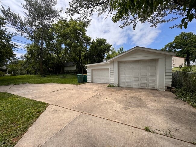 Photo - 19 Stryker Ave