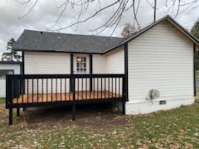 Photo - Charming 2 Bedroom Home on Corner Lot