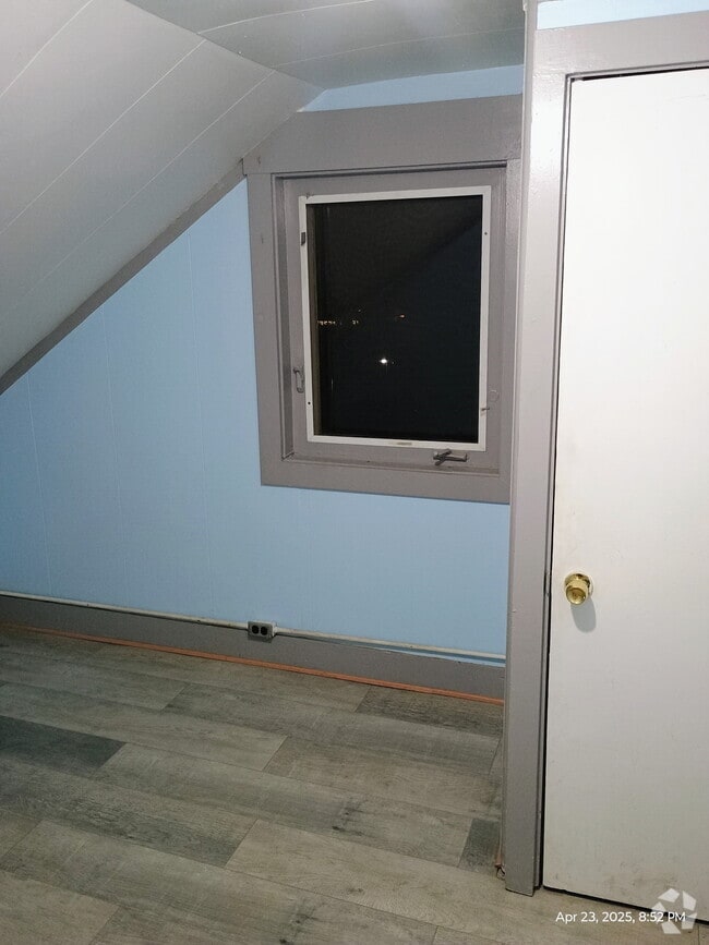Building Photo - 15 Academy St Unit A6 Rental