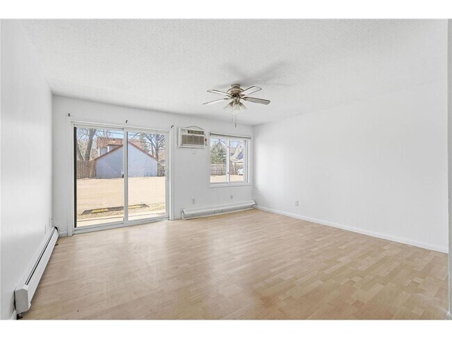 Photo - 2740 Pleasant Ave Unit 204