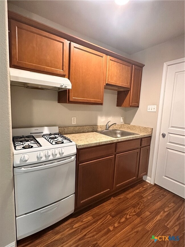 Photo - 264 Trestle Tree Unidad A