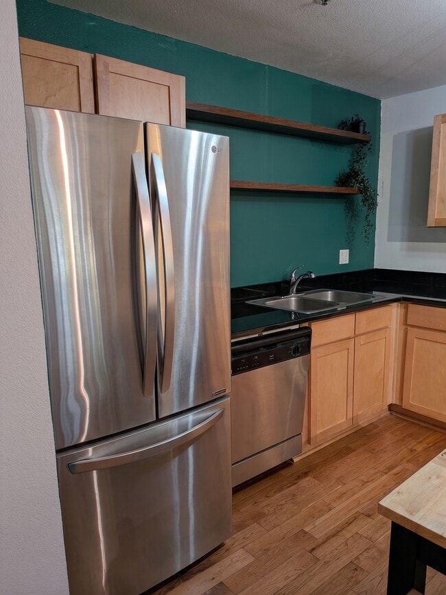 Photo - 910 NW Naito Pky Unit 910-I8