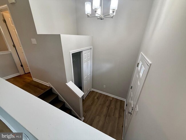 Photo - 204 Jones St
