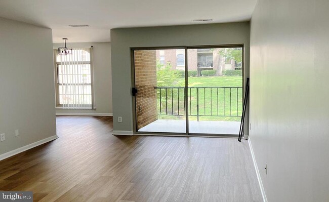 3322 Woodburn Village Dr Unit 24