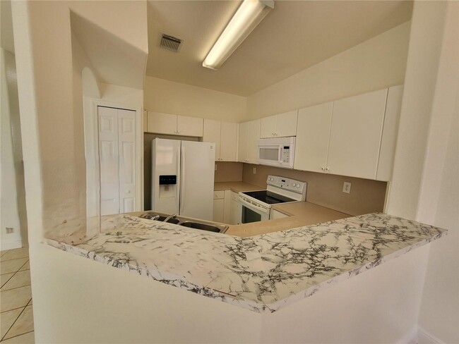 Photo - 7633 NW 114th Path