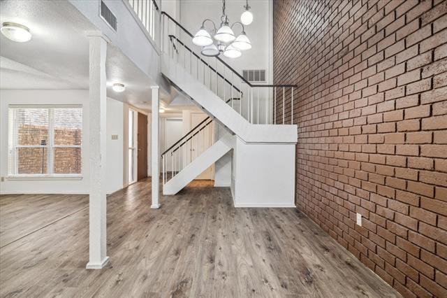 Photo - 1302 Summerwood Ln