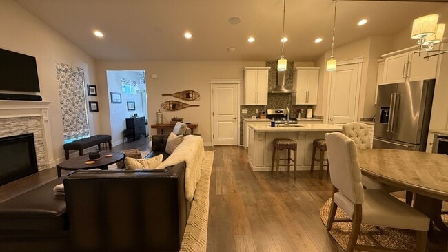 Photo - Furnished Ranch Style Condo W/Garage off Sand Lake/Kincaid. Must see. Available NOW!