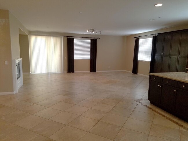 Photo - 3424 Desert Creek Trail