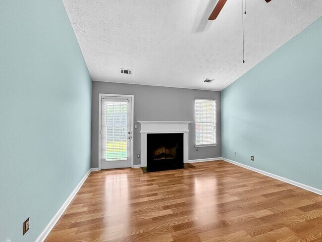 Photo - 10623 Pine Forest Ln