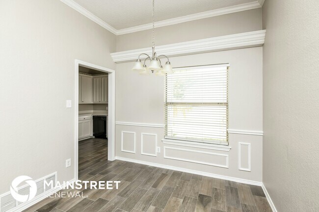 Photo - 6304 Woodcreek Trail