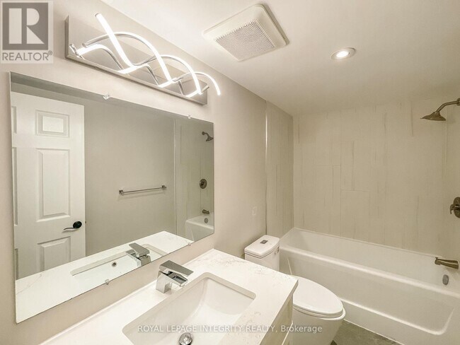 Photo - 3420 Albion Rd S