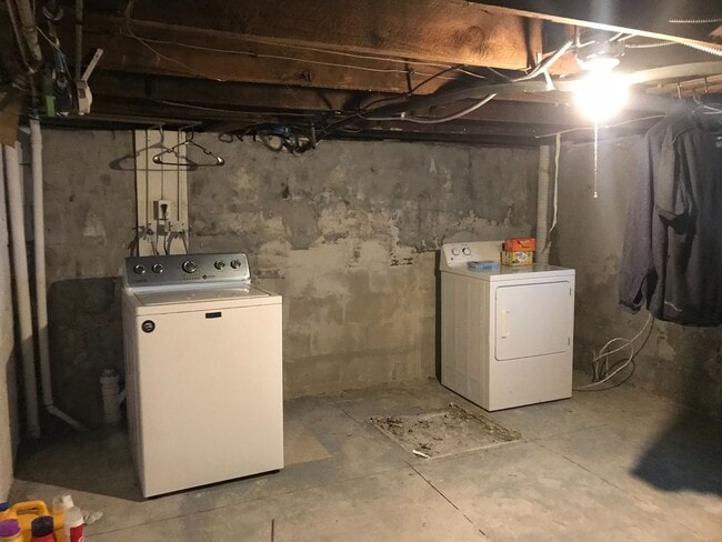 Photo - 142-144 W. Norwich Ave. Unidad 142