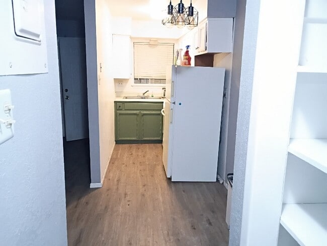 Photo - 515 Valencia Dr SE Unit 2