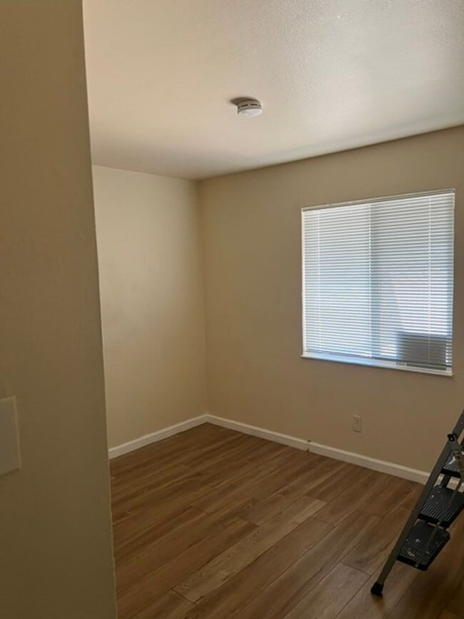 Building Photo - Home for Rent in South Sacramento