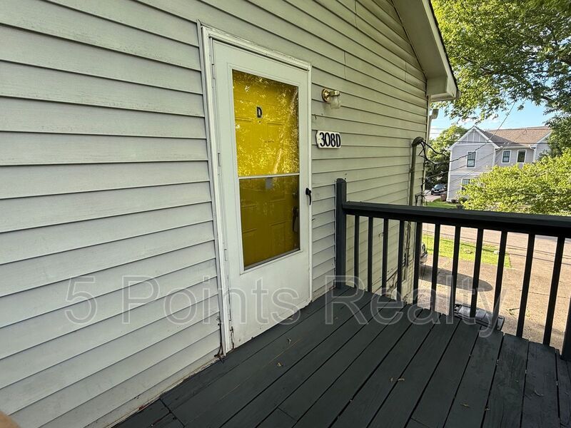 Photo - 308 Prince Ave