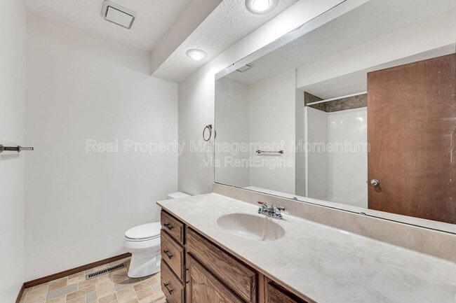 Photo - 2240 S Kansas Ave