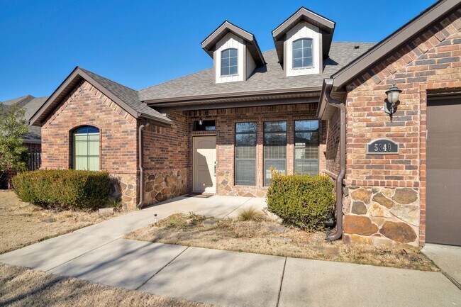 Photo - Stunning 4 Bed 2 Bath Home close to Elm Springs Walmart!